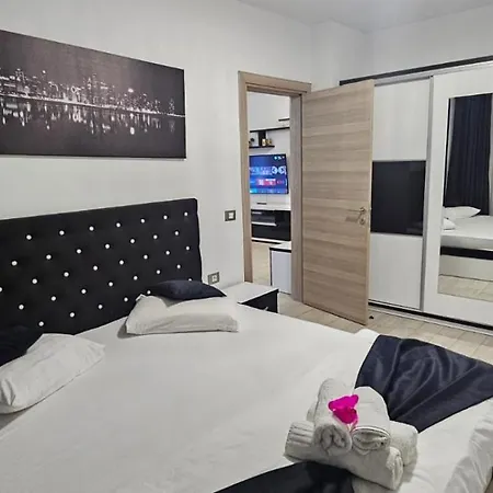 Luxury & Cu Piscina Interioara Incalzita Gym 公寓