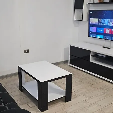 Luxury & Cu Piscina Interioara Incalzita Gym דירה *