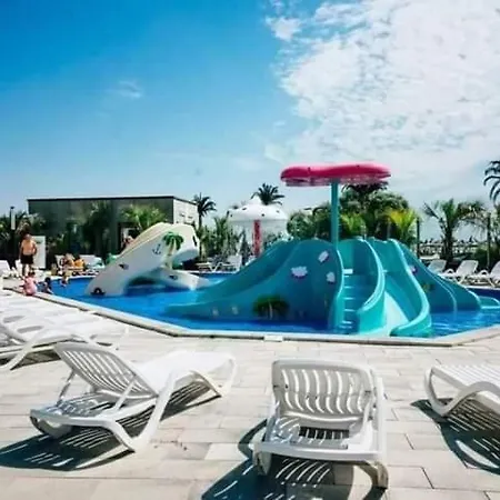 Luxury & Cu Piscina Interioara Incalzita Gym 那沃达利