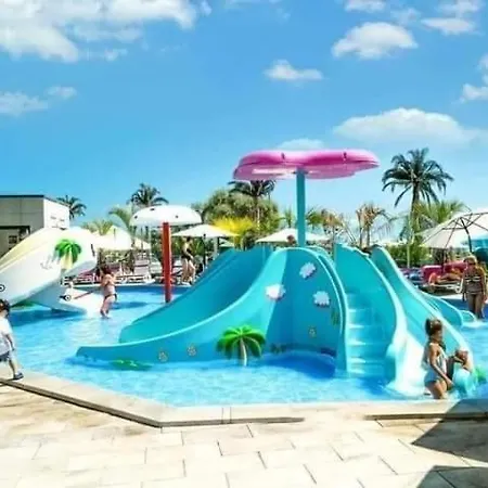 公寓 Luxury & Cu Piscina Interioara Incalzita Gym 那沃达利