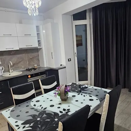 Luxury & Cu Piscina Interioara Incalzita Gym 公寓 那沃达利