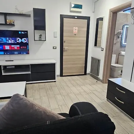 Luxury & Cu Piscina Interioara Incalzita Gym 那沃达利